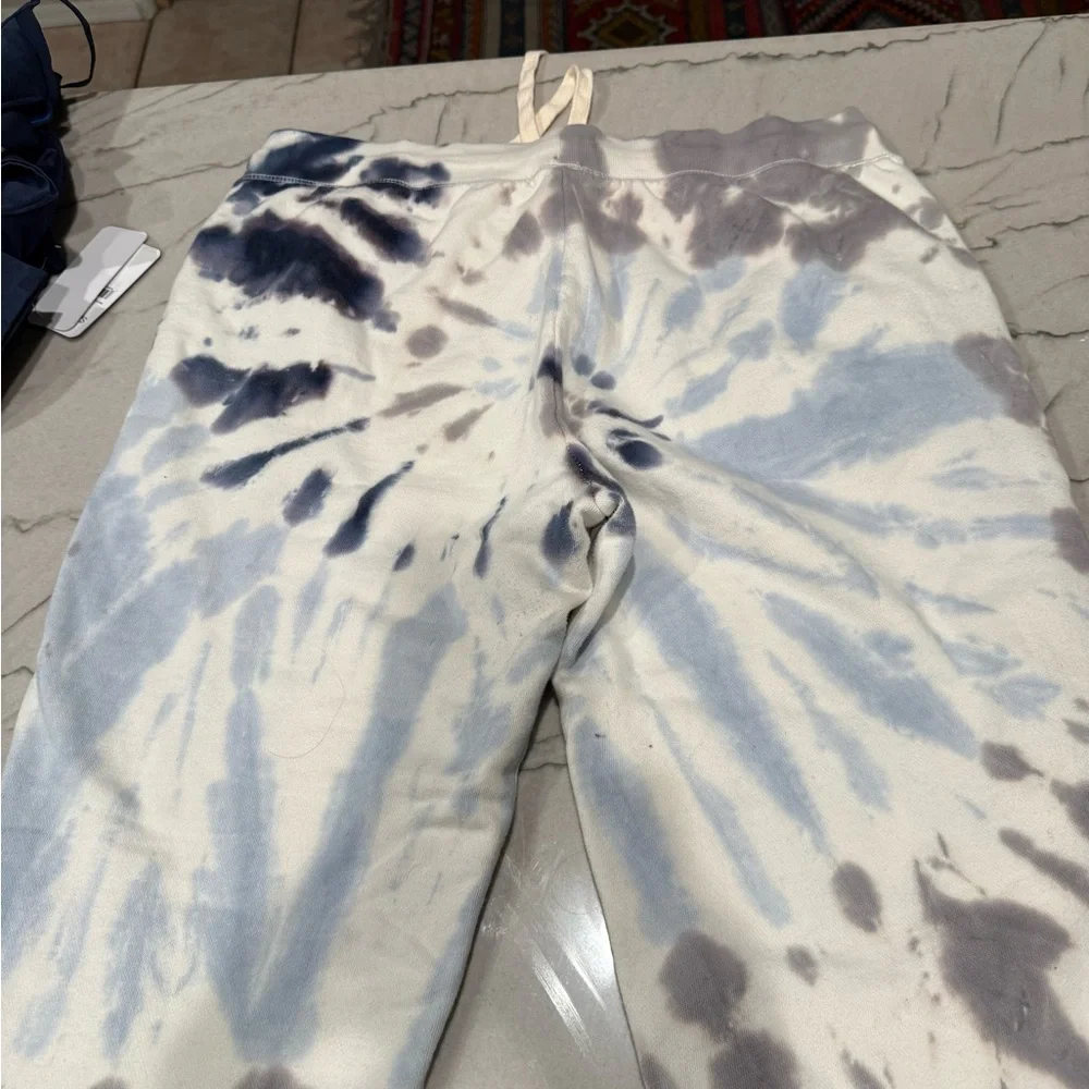 Z Supply Tie-Dye Joggers - Picture 8 of 16